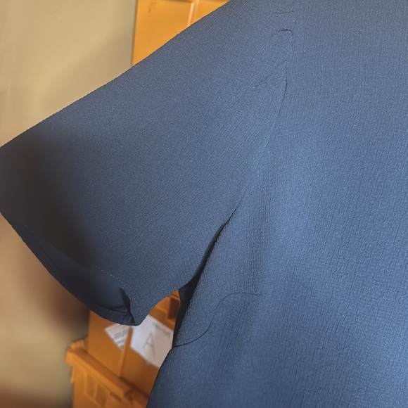 DR2 Daniel Rainn Texture Puff Sleeve Split-Back Blouse Black Size 2X - Picture 7 of 7